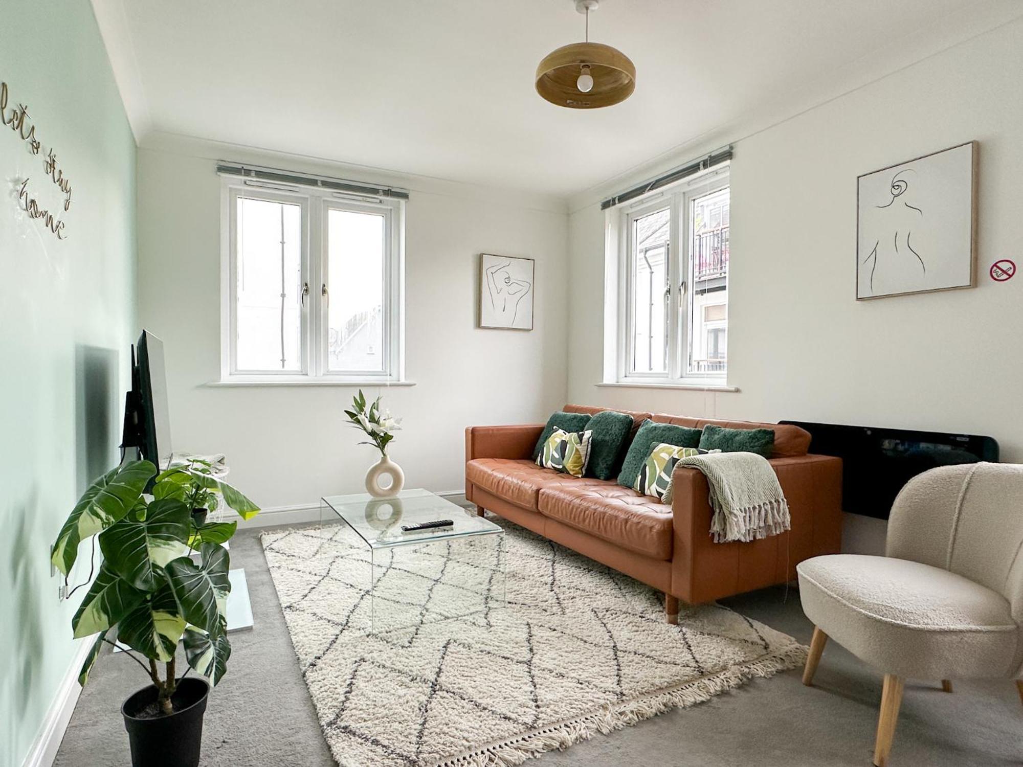 Luxury 2 Bedroom City Centre Apartment - Secure Parking - Amazing Location! Κάντεμπερι Εξωτερικό φωτογραφία